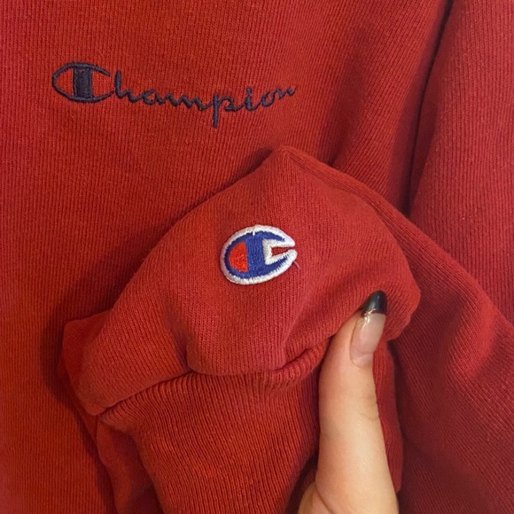 Authentic Champion Cropped Crewneck - Picture 2 of 2